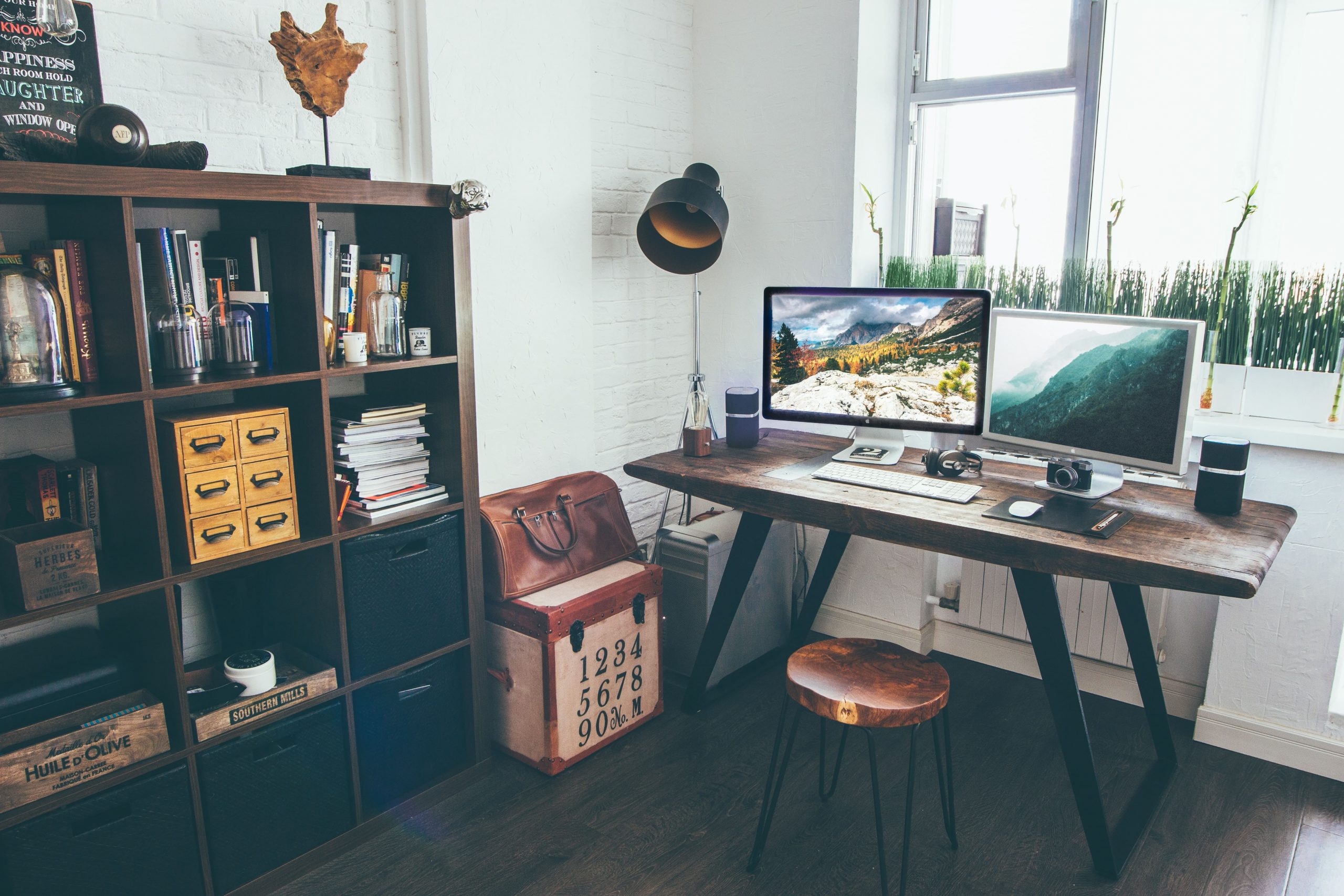 7 Items That Are Indispensable For A Productive Home Office